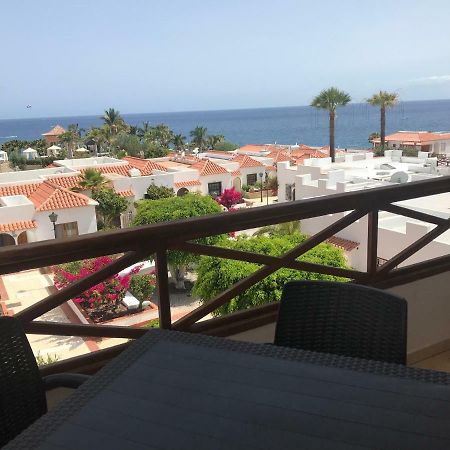 Club El Beril Aparthotel Адехе Екстериор снимка