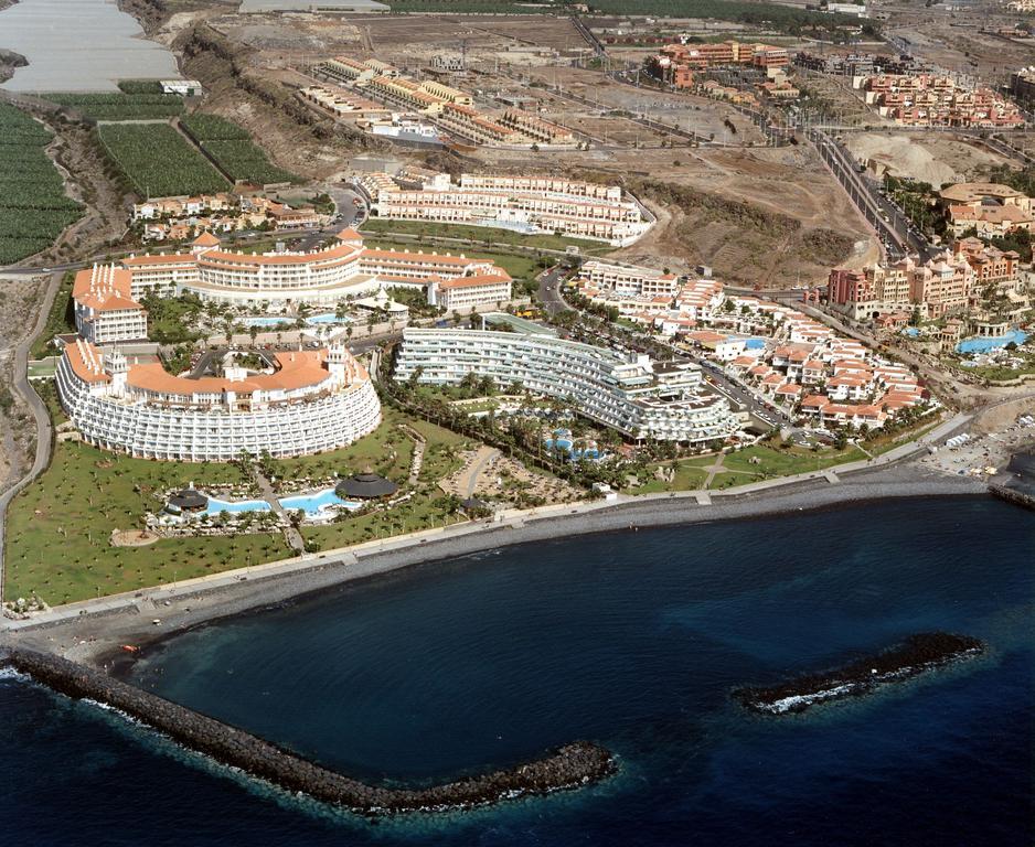 Club El Beril Aparthotel Адехе Екстериор снимка