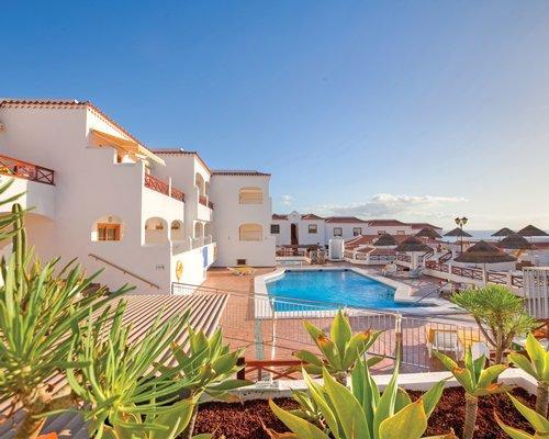 Club El Beril Aparthotel Адехе Екстериор снимка