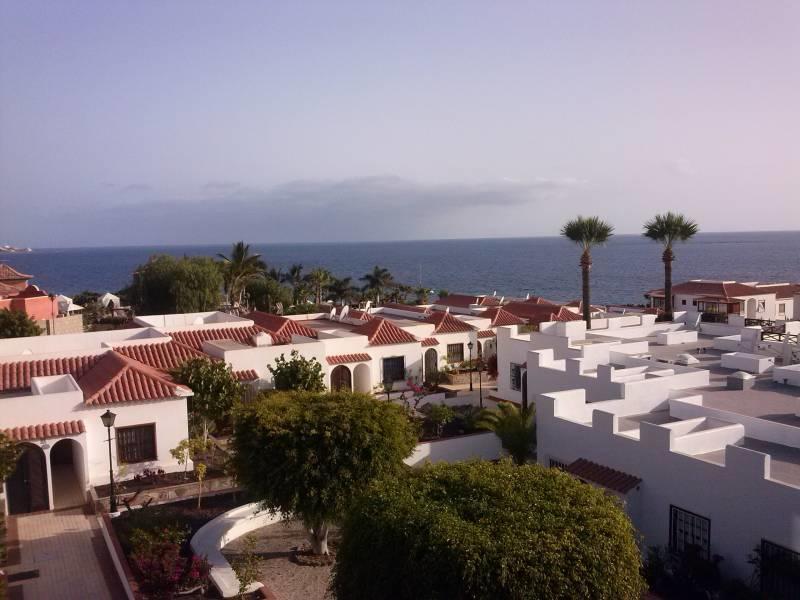 Club El Beril Aparthotel Адехе Екстериор снимка