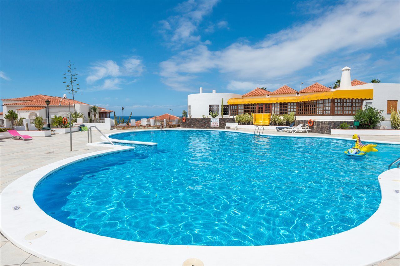 Club El Beril Aparthotel Адехе Екстериор снимка